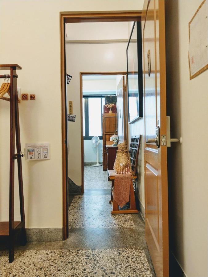 赤嵌厝child Come Home-依人數床位數計價開放房型 Tainan Dış mekan fotoğraf